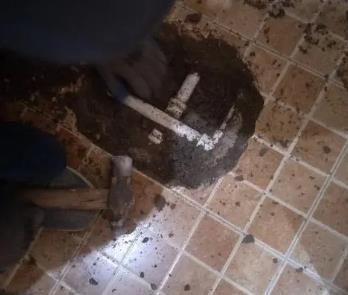 惠水卫生间漏水维修公司为您分享下卫生间渗水如何处理及注意事项