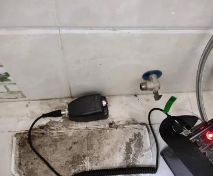 惠水屋顶漏水维修公司分享下卫生间漏水的危害及解决方法